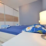 Apartment Pan *
