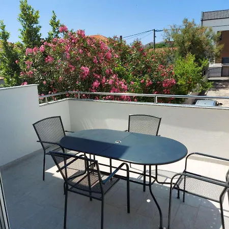 Pan Apartment