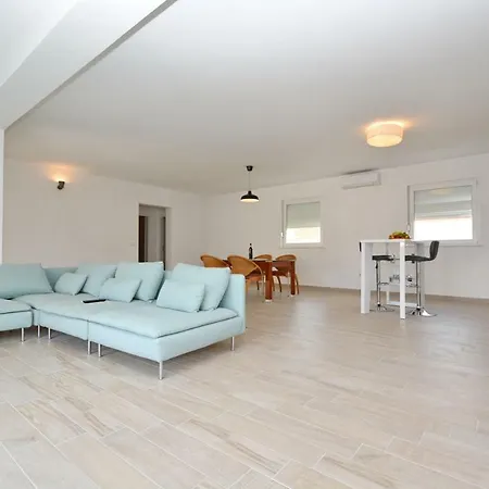 Pan Apartment Zadar